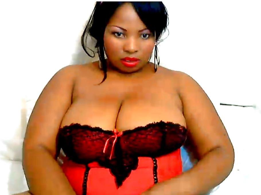 8P Webcam cleavages