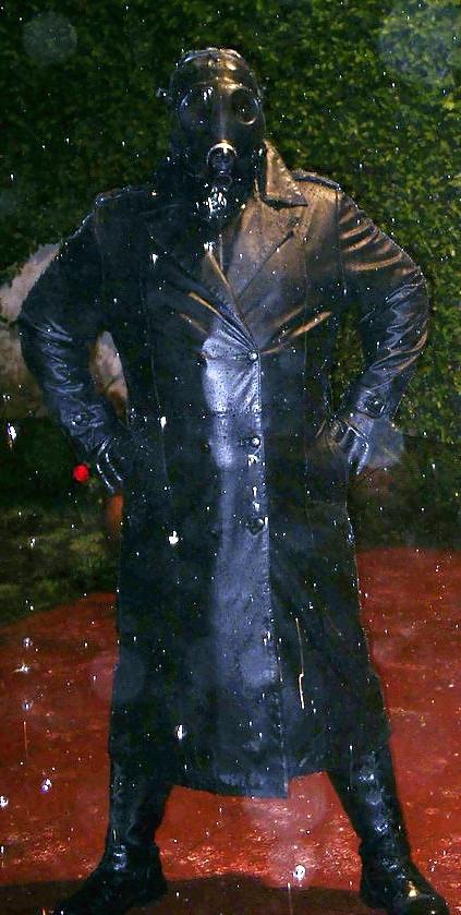 8P Latex and leather