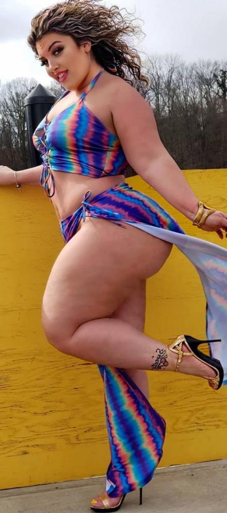 25P Thick big legs 2