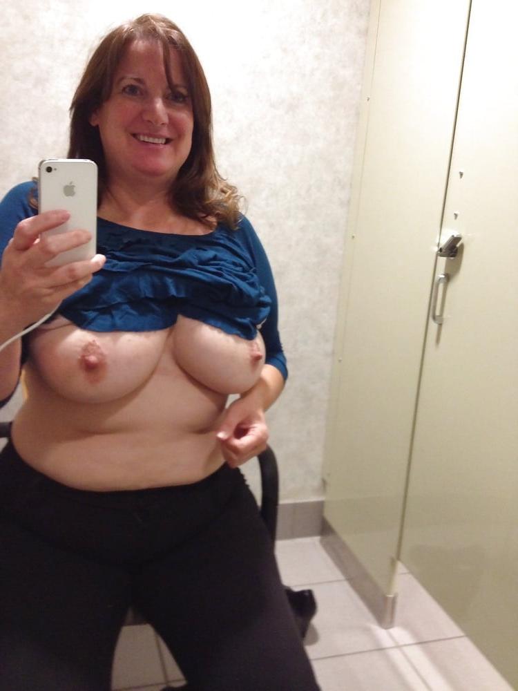 25P Get your tits out! Women flash their udders 3
