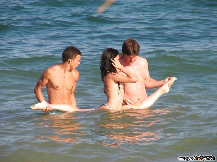 22P Nudist beach hot shots