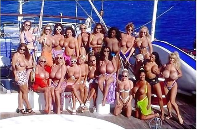 25P Mega Mix Hot Beach Amateurs