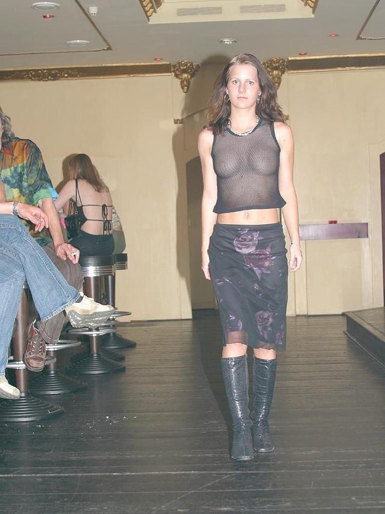 24P SEE THROUGH 8