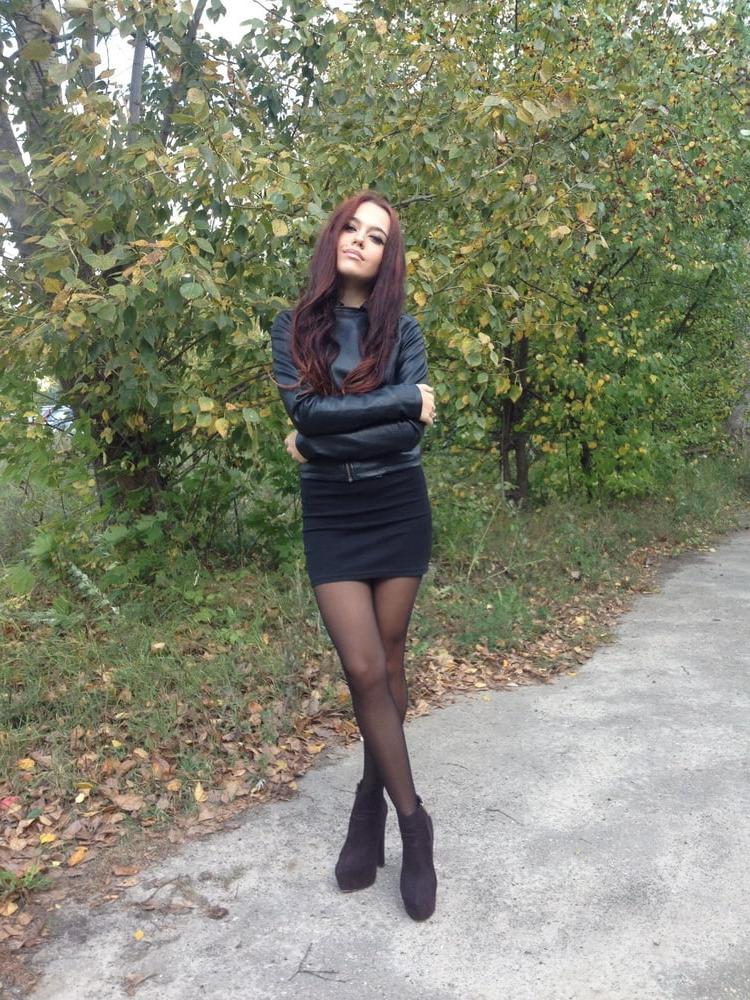 25P hot legs 165
