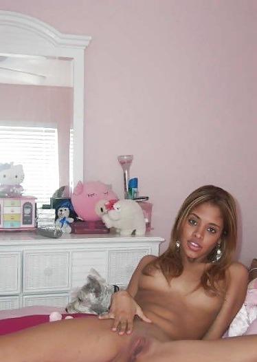 15P Sexy Latin Teen