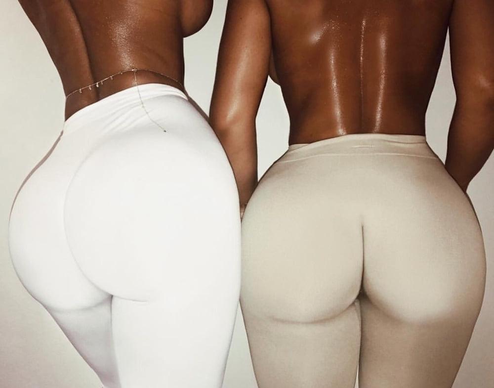 25P Butts in yoga pants and leggings 3