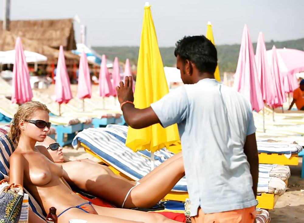 25P Hot Tits at the Beach 24