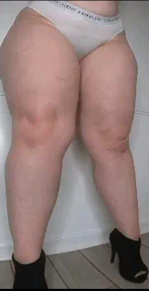 25P Thick big legs 1