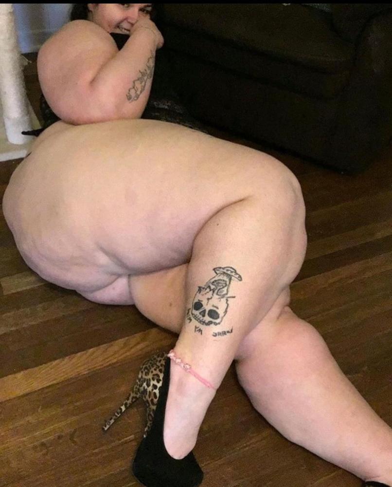 25P Thick big legs 1