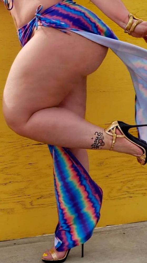 25P Thick big legs 1