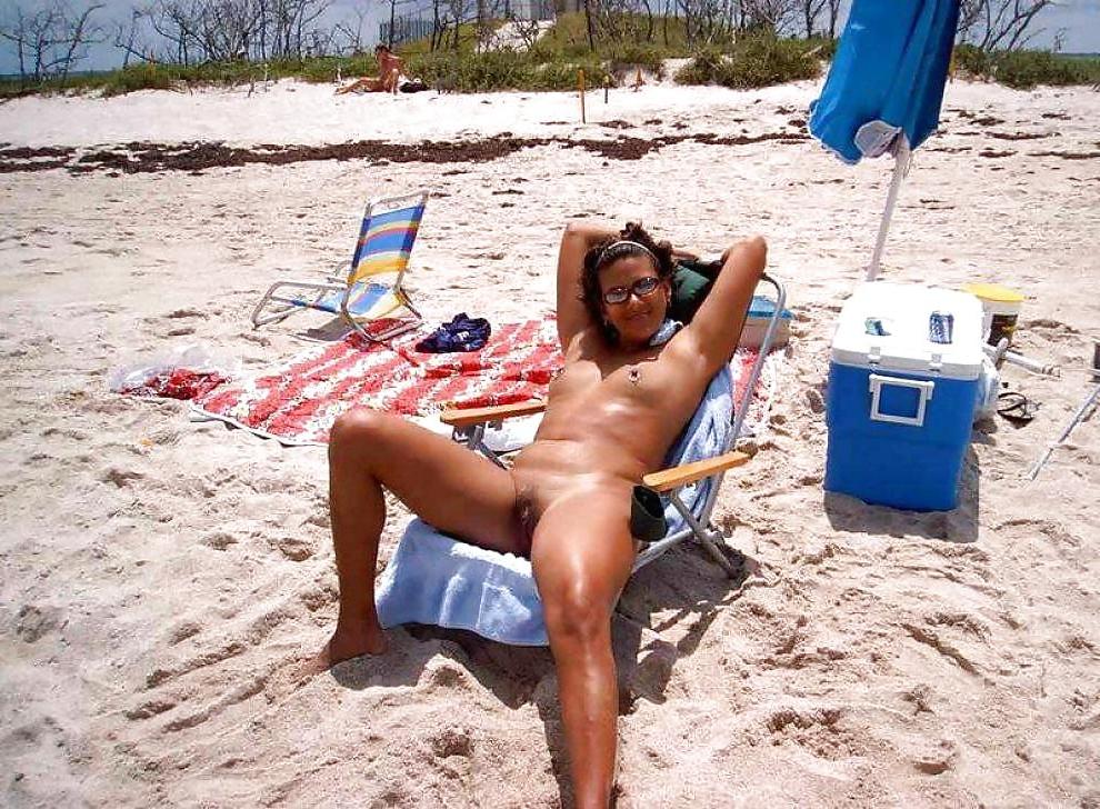 25P Nudist Beach Teens