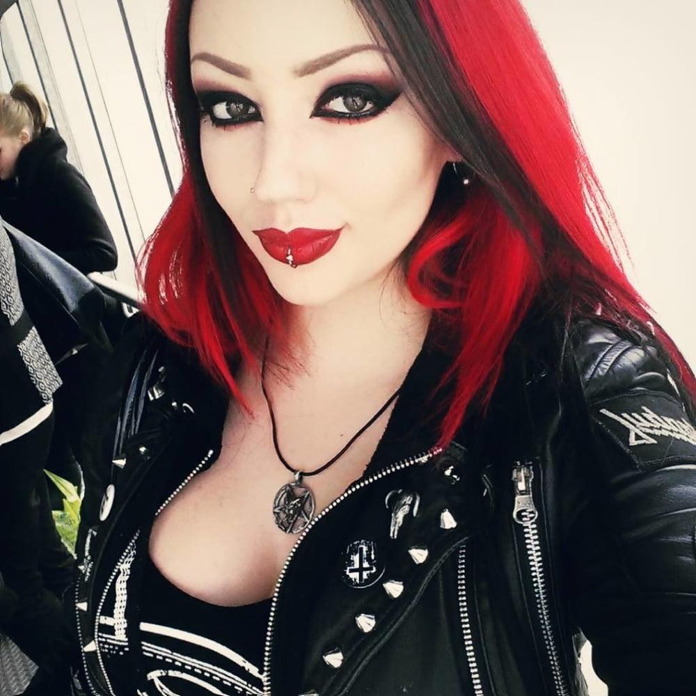 25P Milf, mature, babe in leather 26
