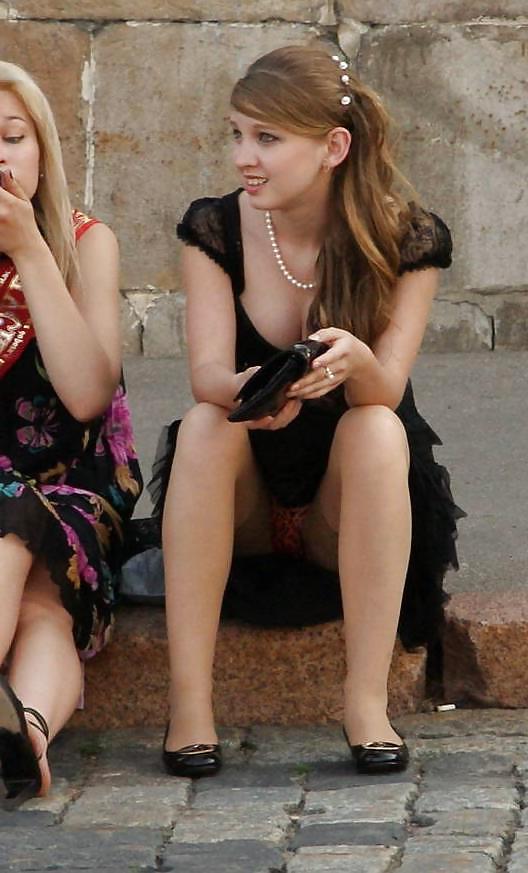 25P Beautiful Upskirt Babes  by Voyeur TROC
