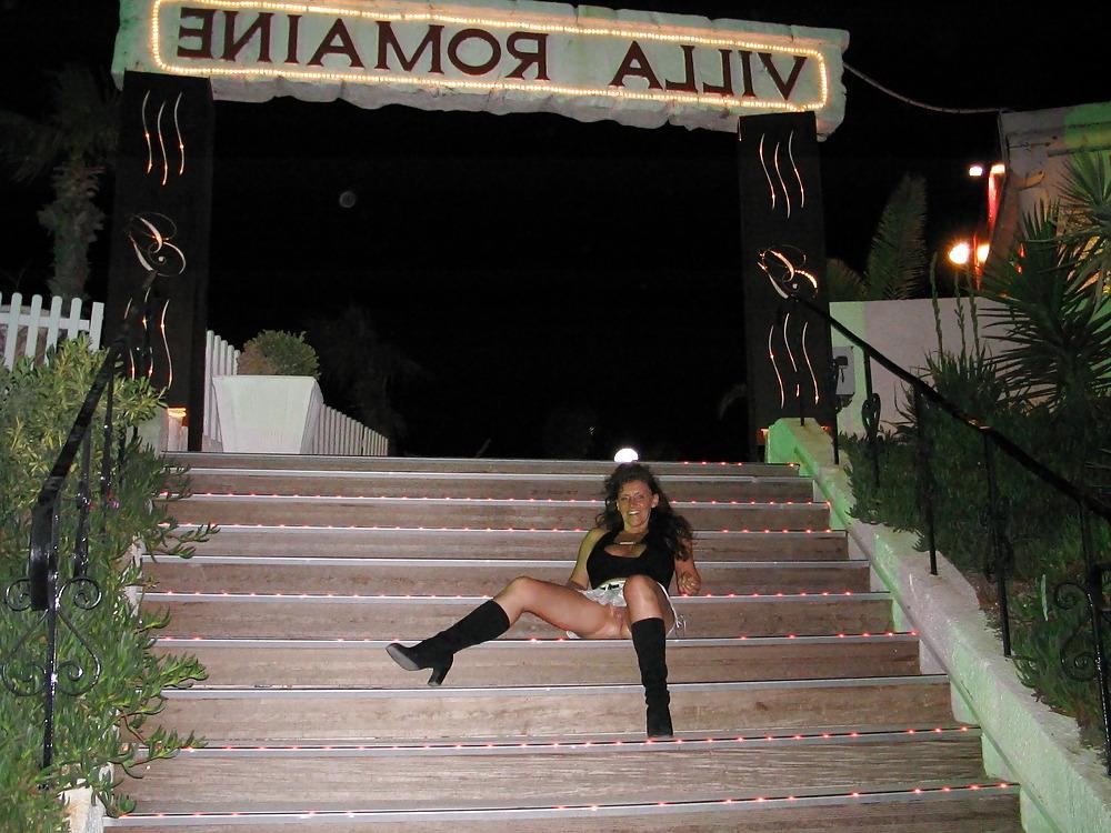 25P Upskirt Voyeur