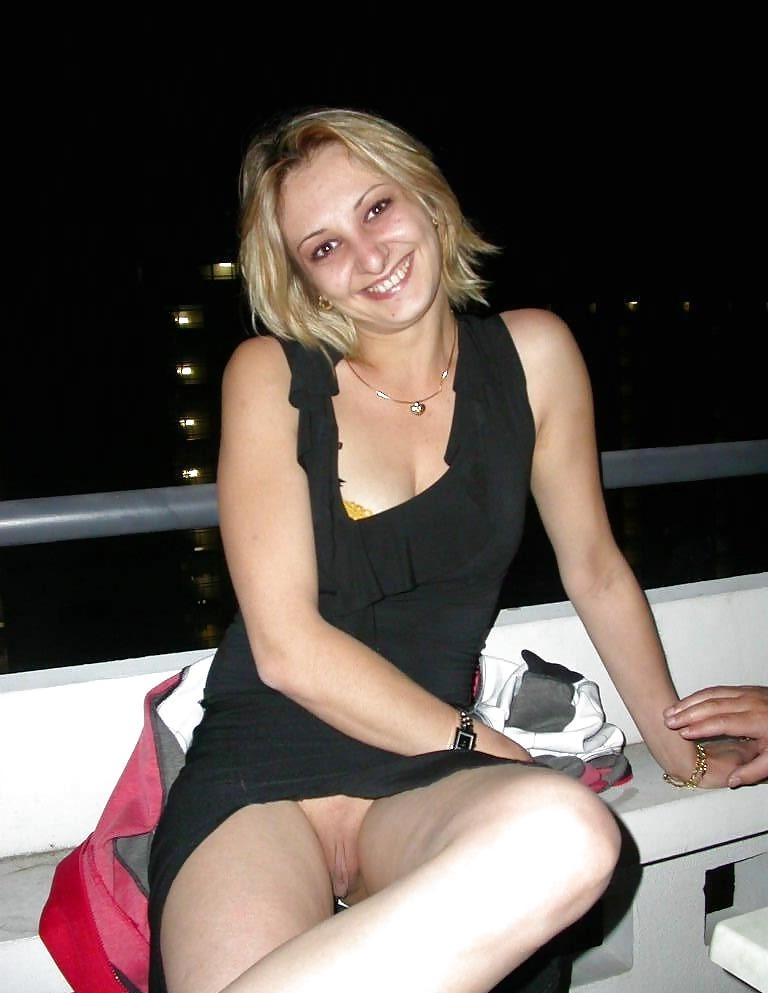 25P Upskirt Voyeur