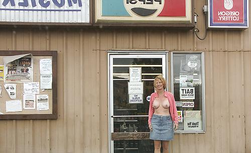 18P Flashing Mature Cathy