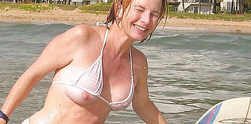 18P Flashing Mature Cathy