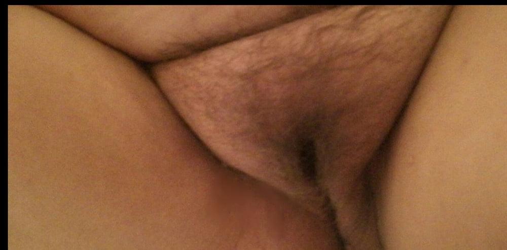 19P Hairy Pussy