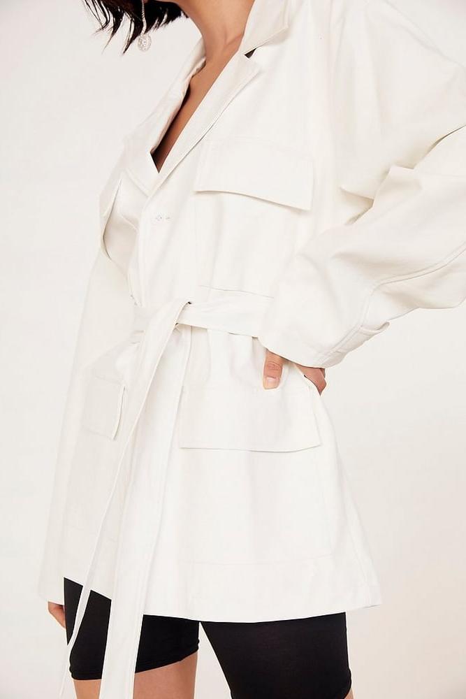 16P White Leather Coat 2 - by Redbull18