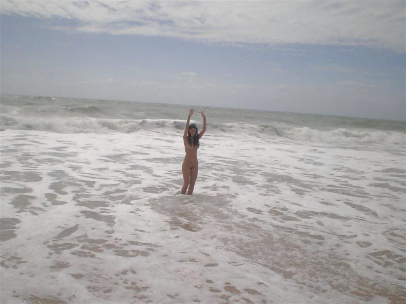 25P Beautiful boobs beach 