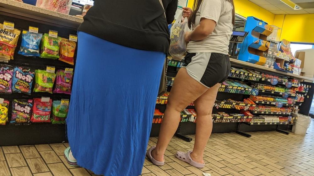 24P This 22 old slut has big legs