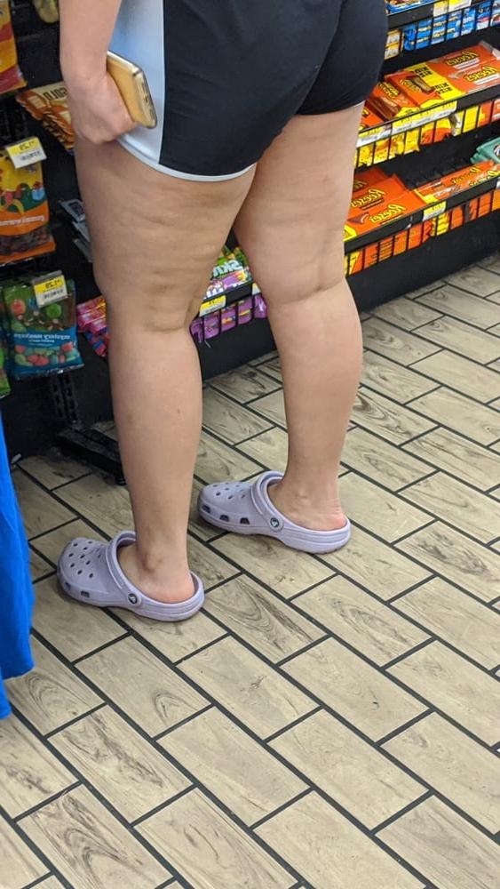 24P This 22 old slut has big legs