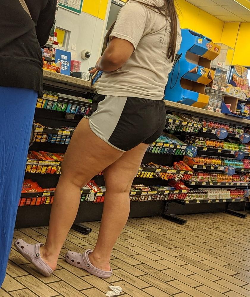 24P This 22 old slut has big legs