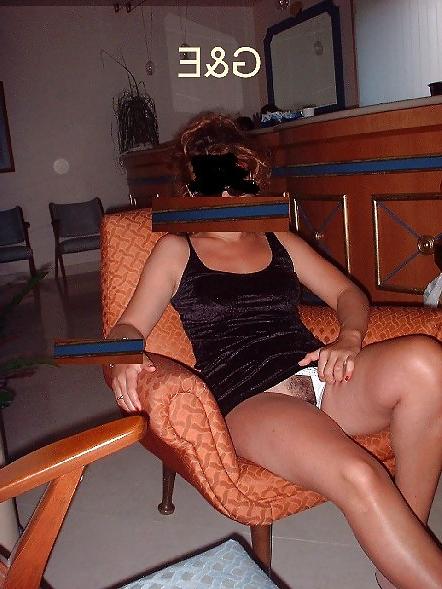 25P Italian wife