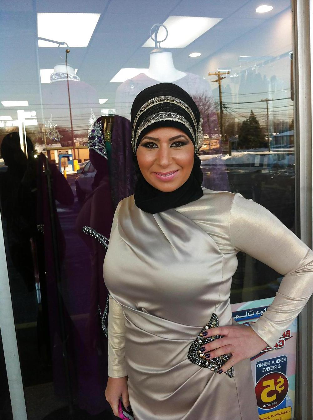 14P Arab woman with big chest