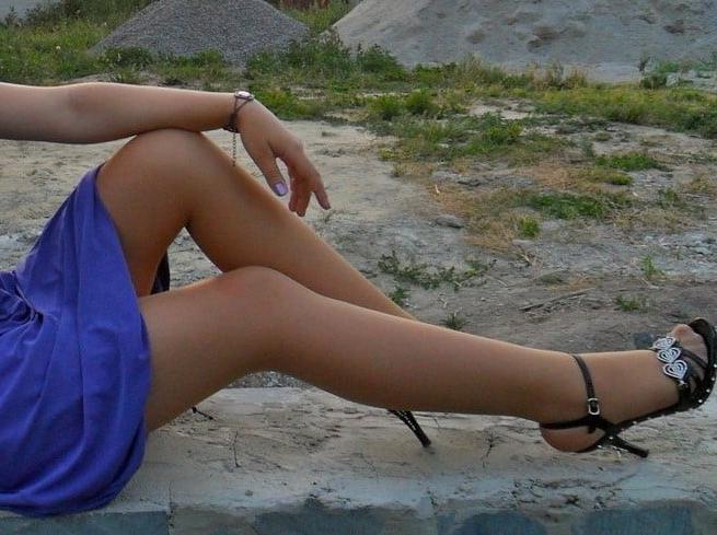 17P Hot Legs