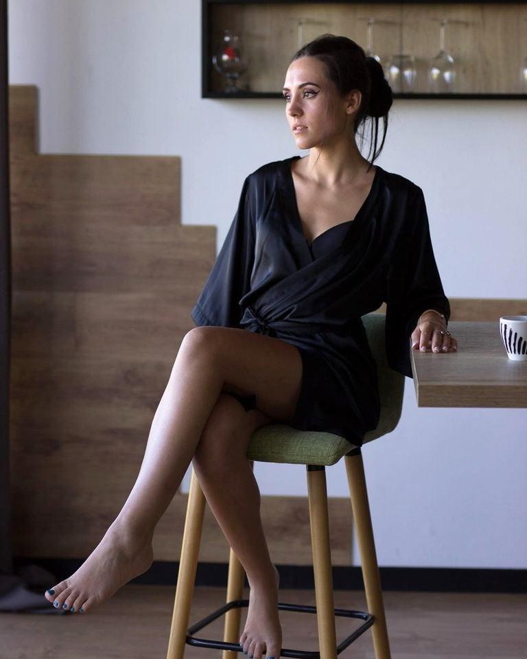 17P SEXY LEGS