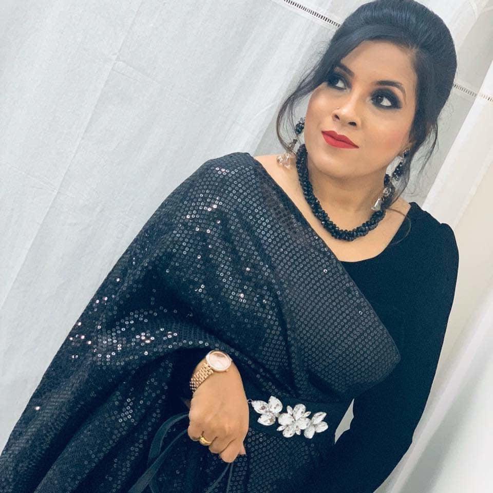 16P HOT AUNTY 2.0