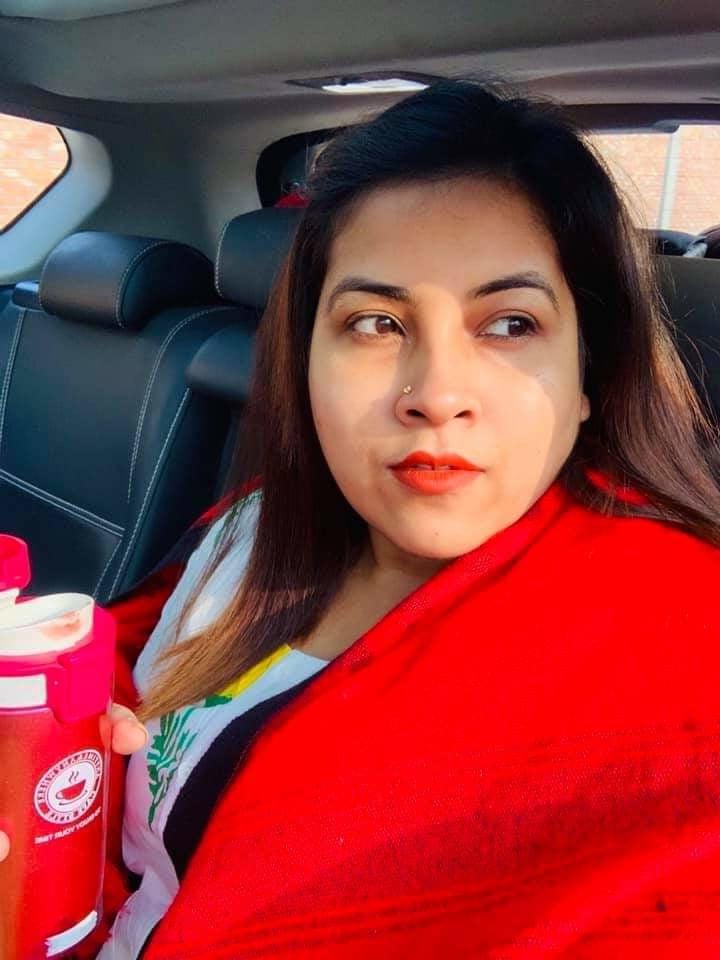 16P HOT AUNTY 2.0