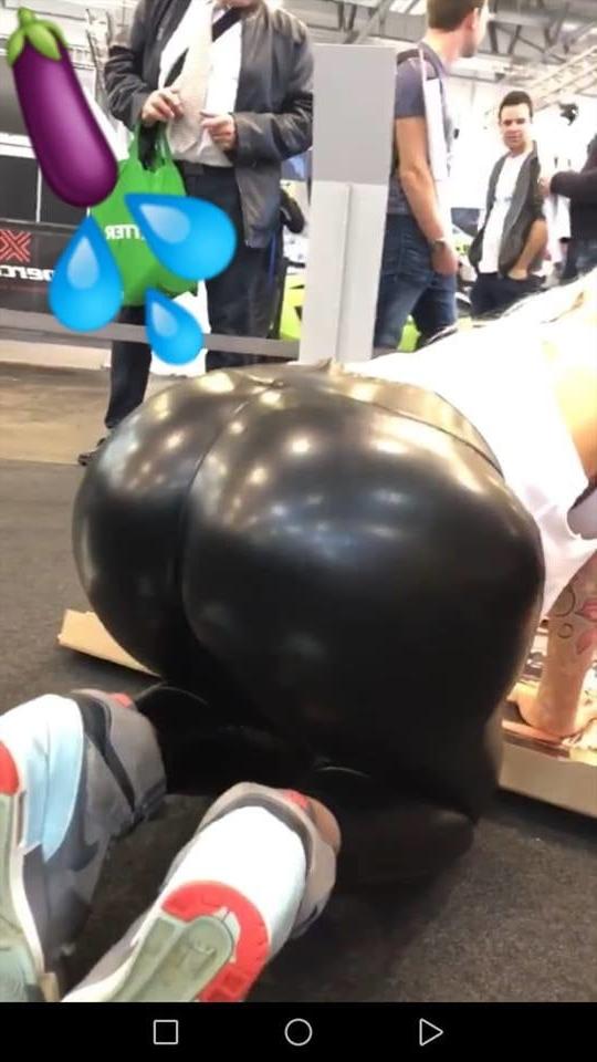 25P Leather leggings LOVE 4