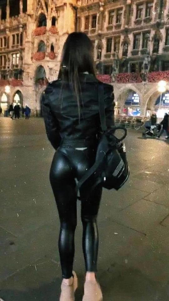 25P Leather leggings LOVE 4