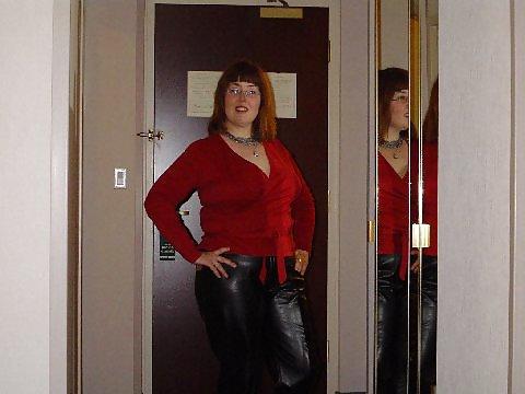 25P Leather slut