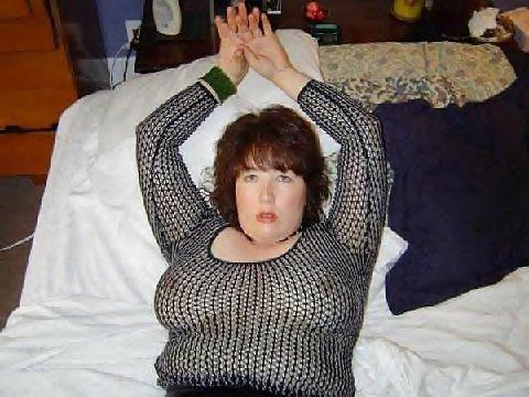 25P Leather slut