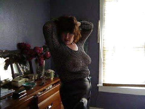 25P Leather slut