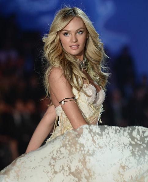 25P Candice Swanepoel Victoria's Secret Fashion Show