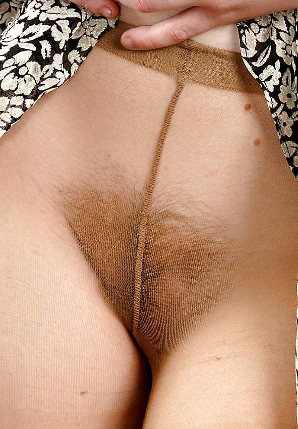 20P HOT&HAIRY BLONDE