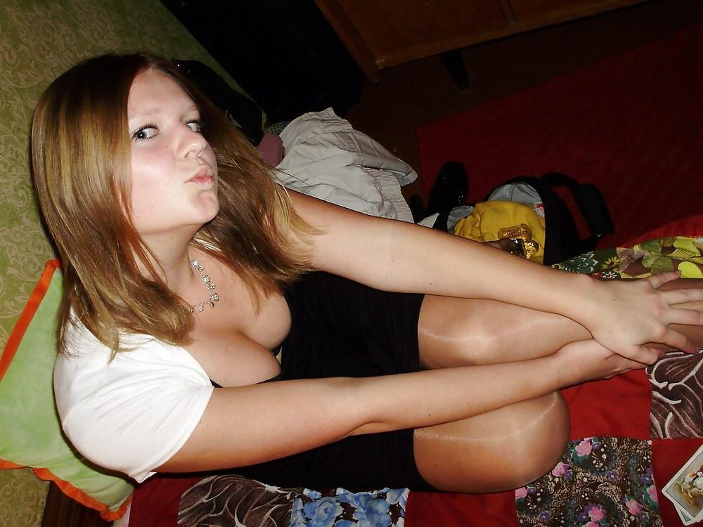 12P Party-Teenager in Nylon