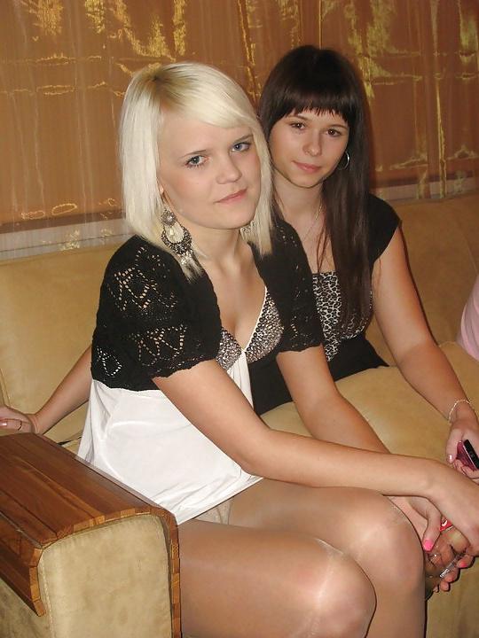 12P Party-Teenager in Nylon