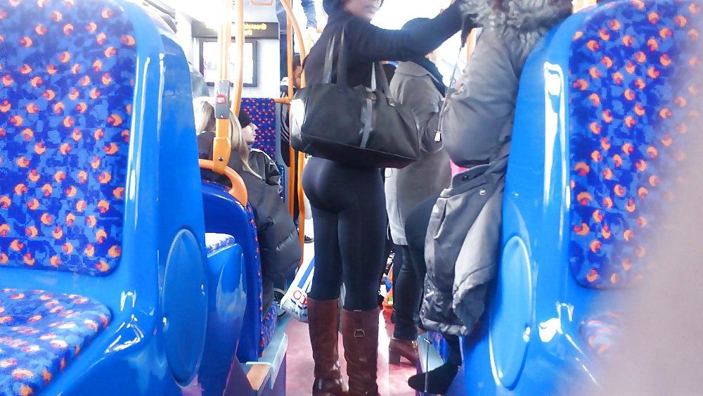 25P Leggings and yoga pants