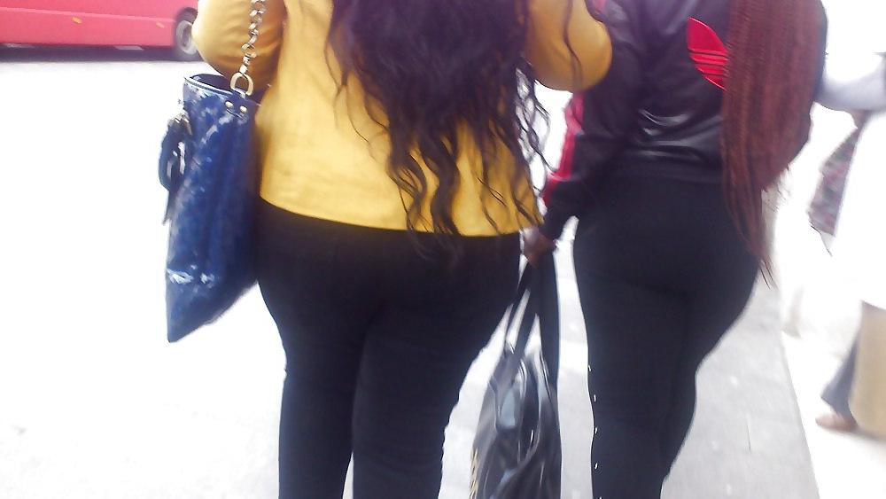 25P Leggings and yoga pants