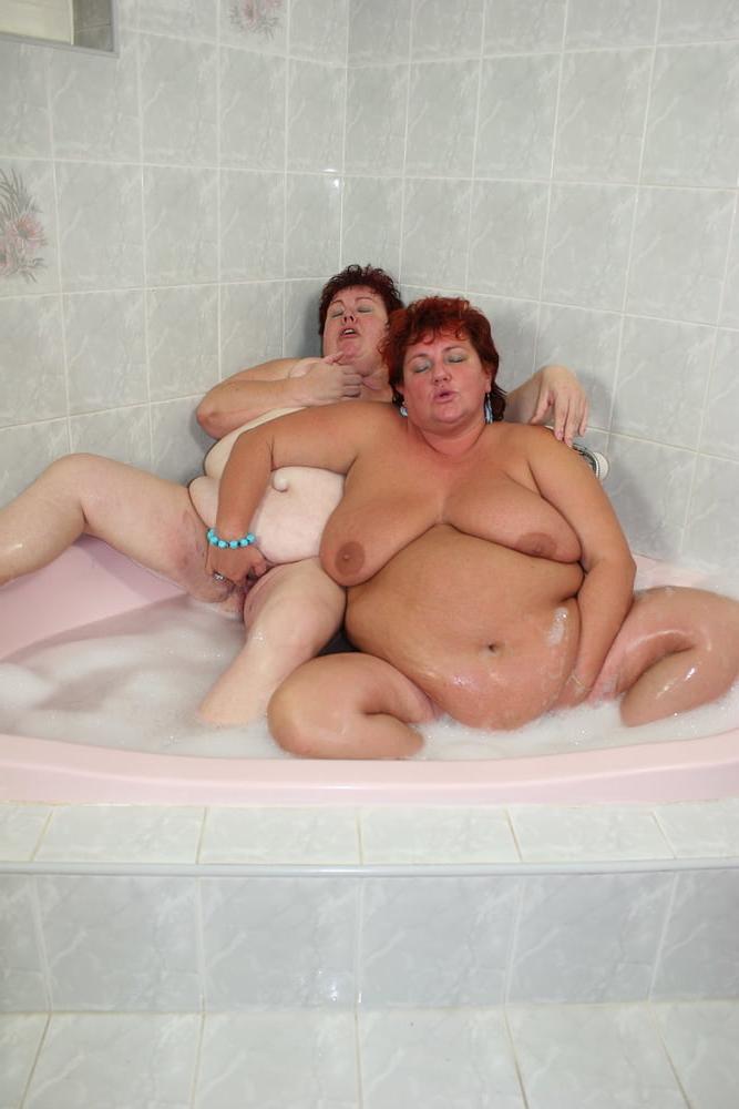 16P Bbw mix 612 (Fun for two)