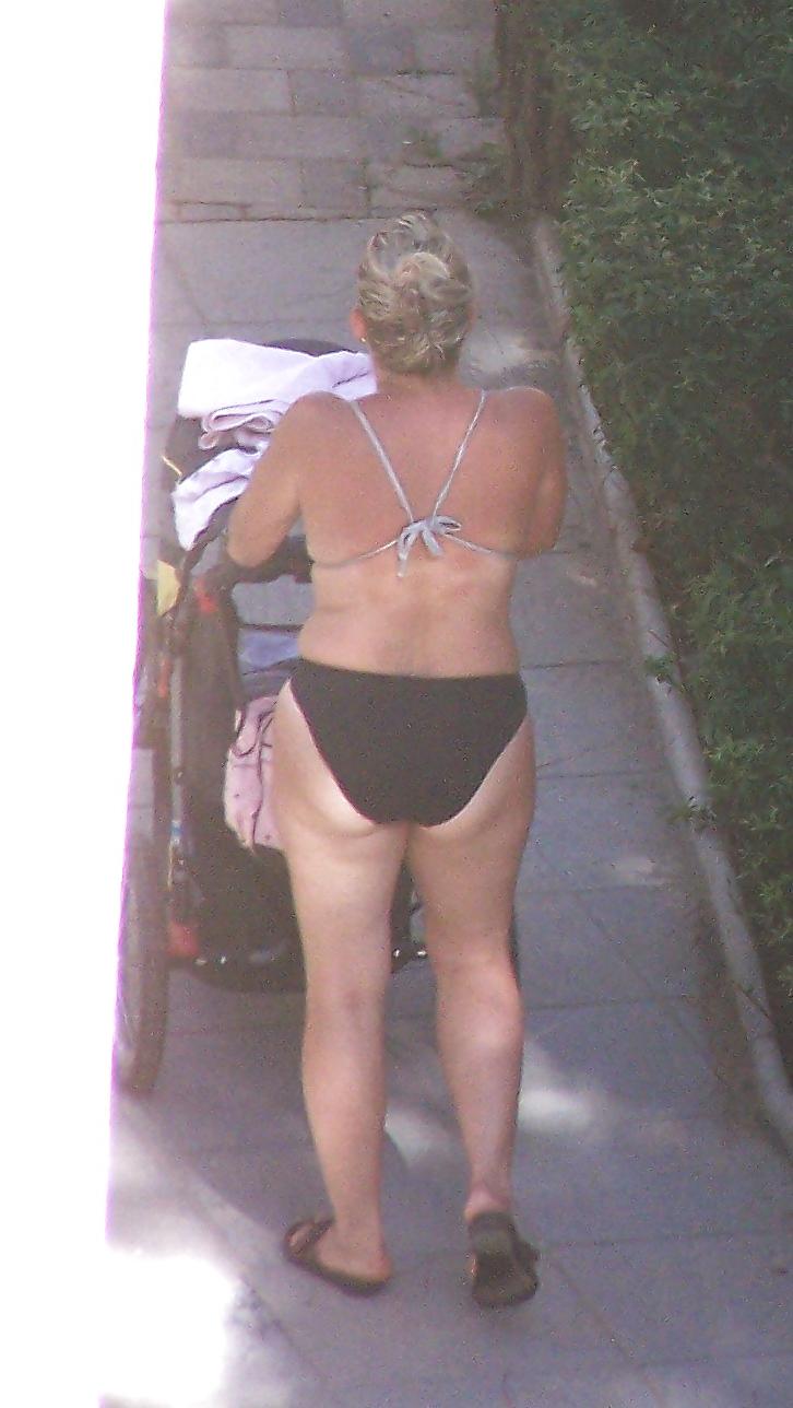 25P In the beach 3
