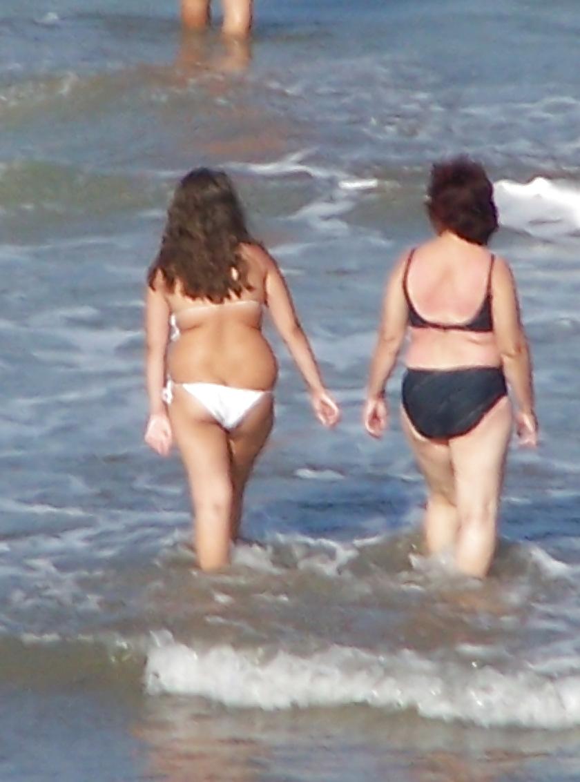 25P In the beach 3