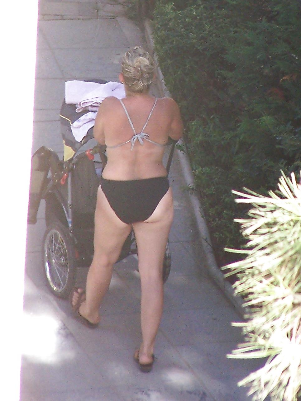 25P In the beach 3