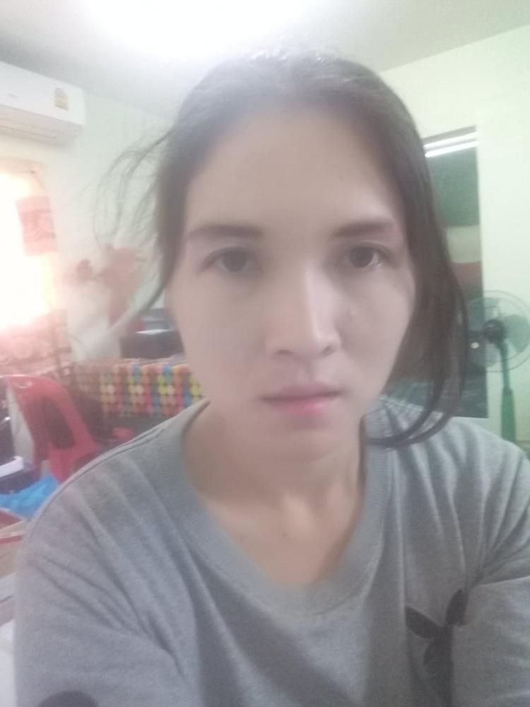22P Thai Single Mom 42 years old
