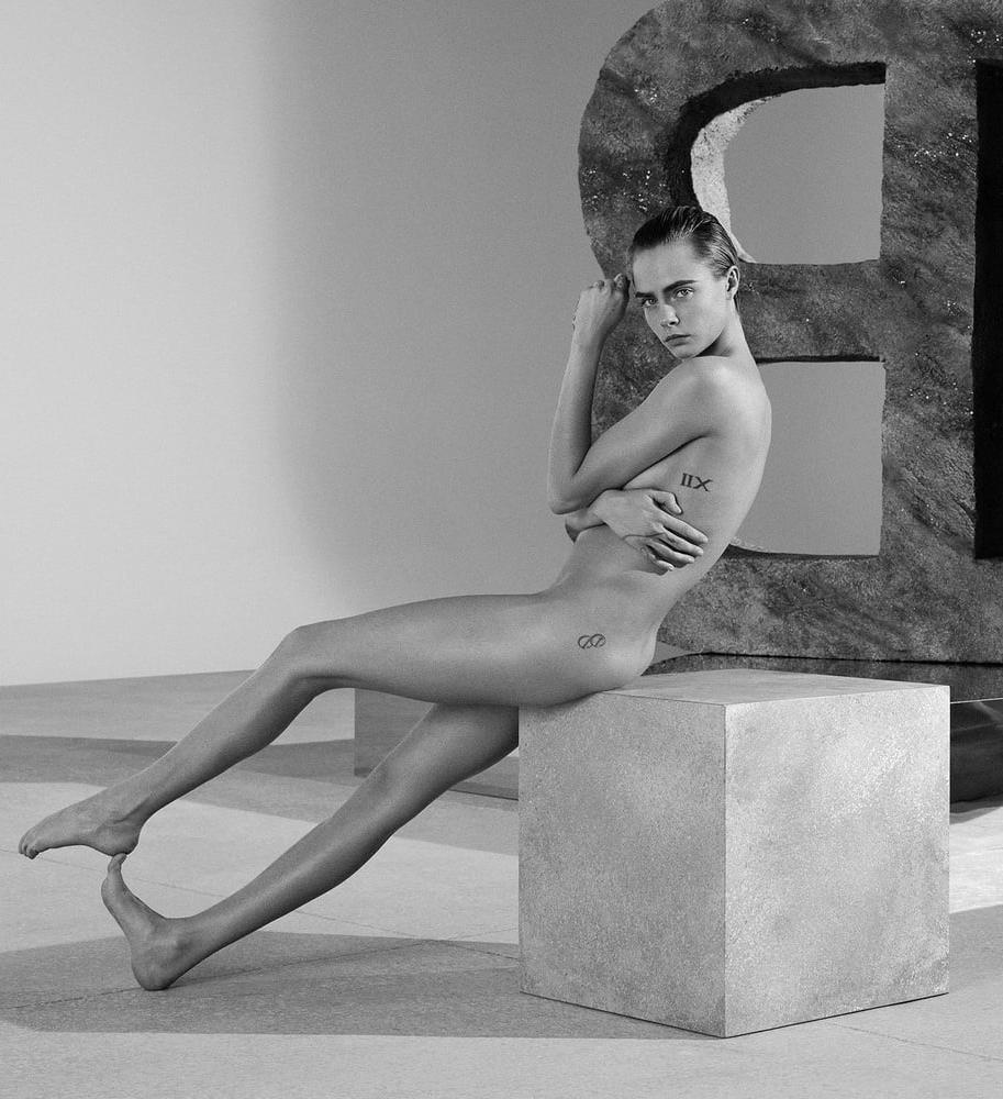 25P Hot Celebs Legs 4